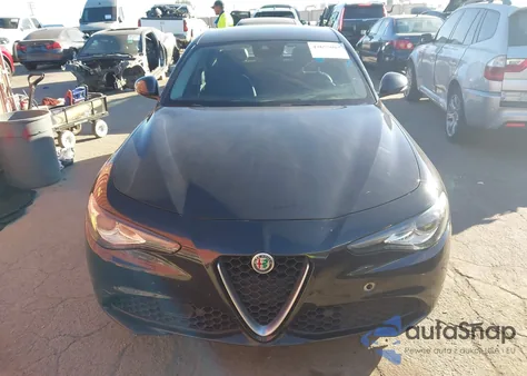2017 Alfa Romeo Giulia Ti Rwd z USA, uszkodzony, nr VIN ZARFAECN0H7528237